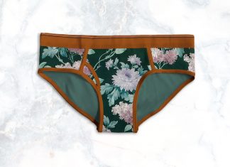 Free-Men's-Brief-Underwear-Mockup-PSD