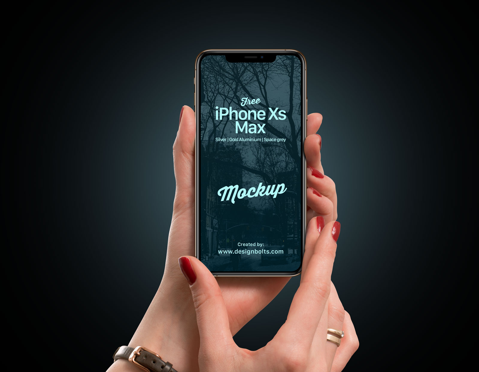 Free-iPhone-Xs-Max-in-Female-Hand-Mockup-PSD-4