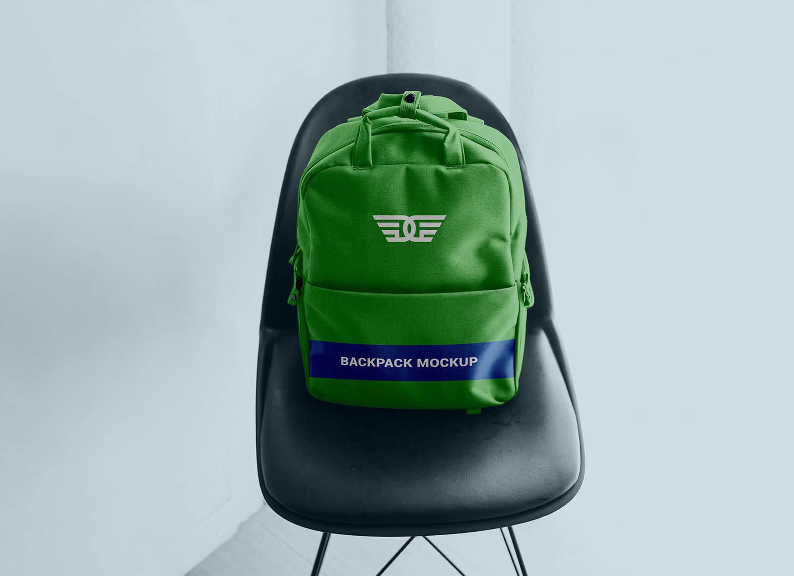 Free-Backpack-Mockup-PSD