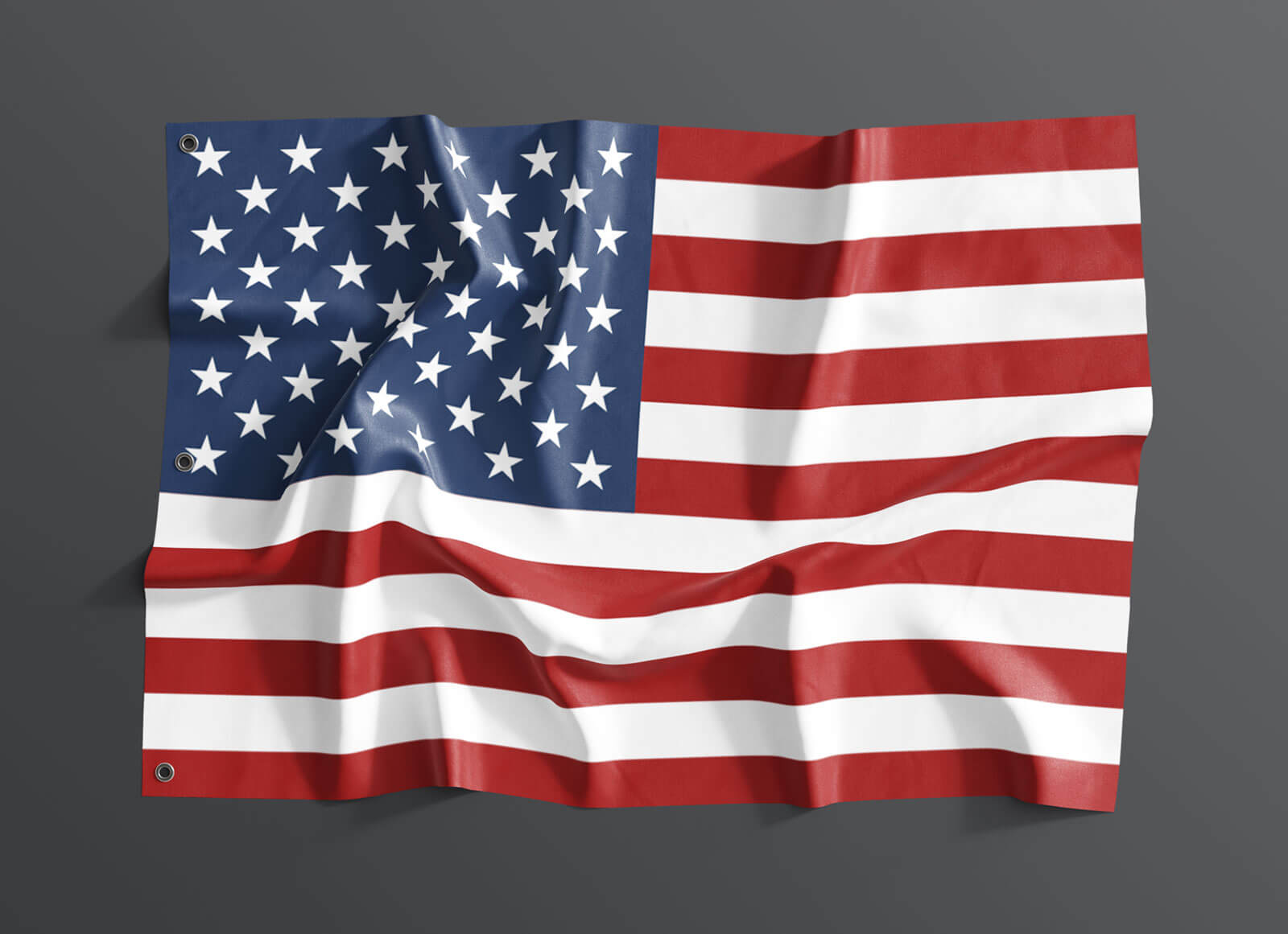 Free-Wrinkled-Fabric-Flag-Mockup-PSD