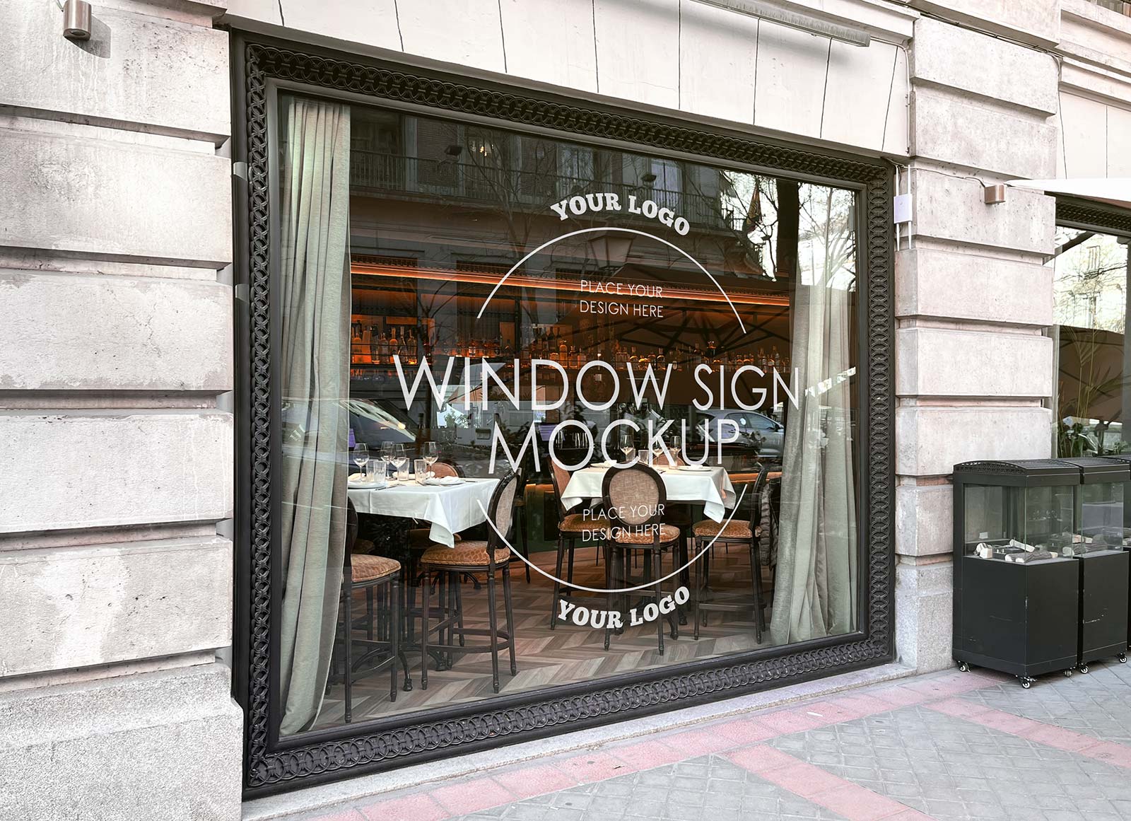 Free Glass Window Sign Logo Mockup PSD