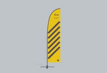 Free-Indoor-Blade-Feather-Flag-Banner-Mockup-PSD
