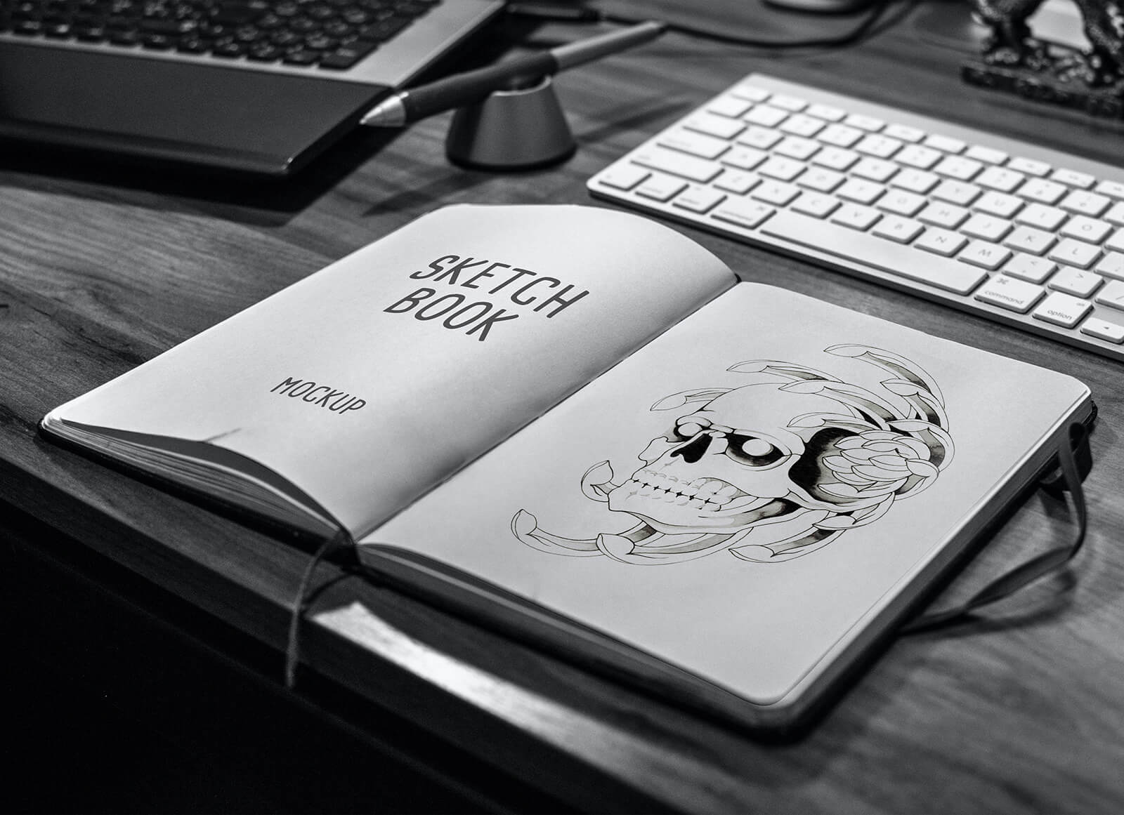 Free-Sketchbook-Mockup-PSD