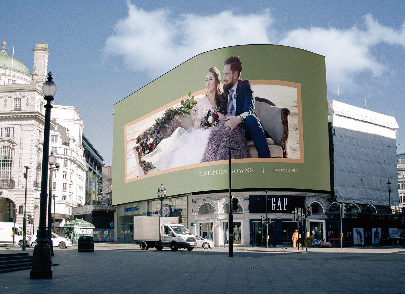 Free-Leicester-Square-London-UK-Billboard-Mockup-PSD