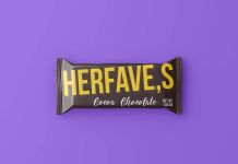 Free Chocolate Candy Bar Packaging Mockup PSD