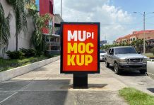 Free Outdoor Advertising Mupi Mockup PSD