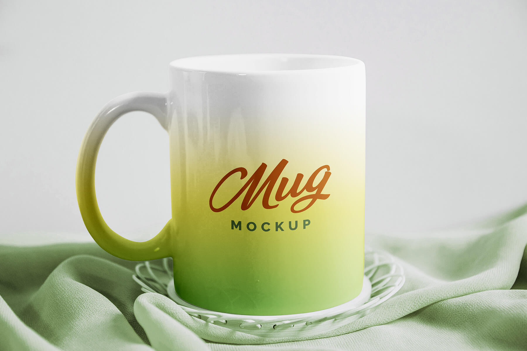 Free Ceramic Mug Mockup PSD