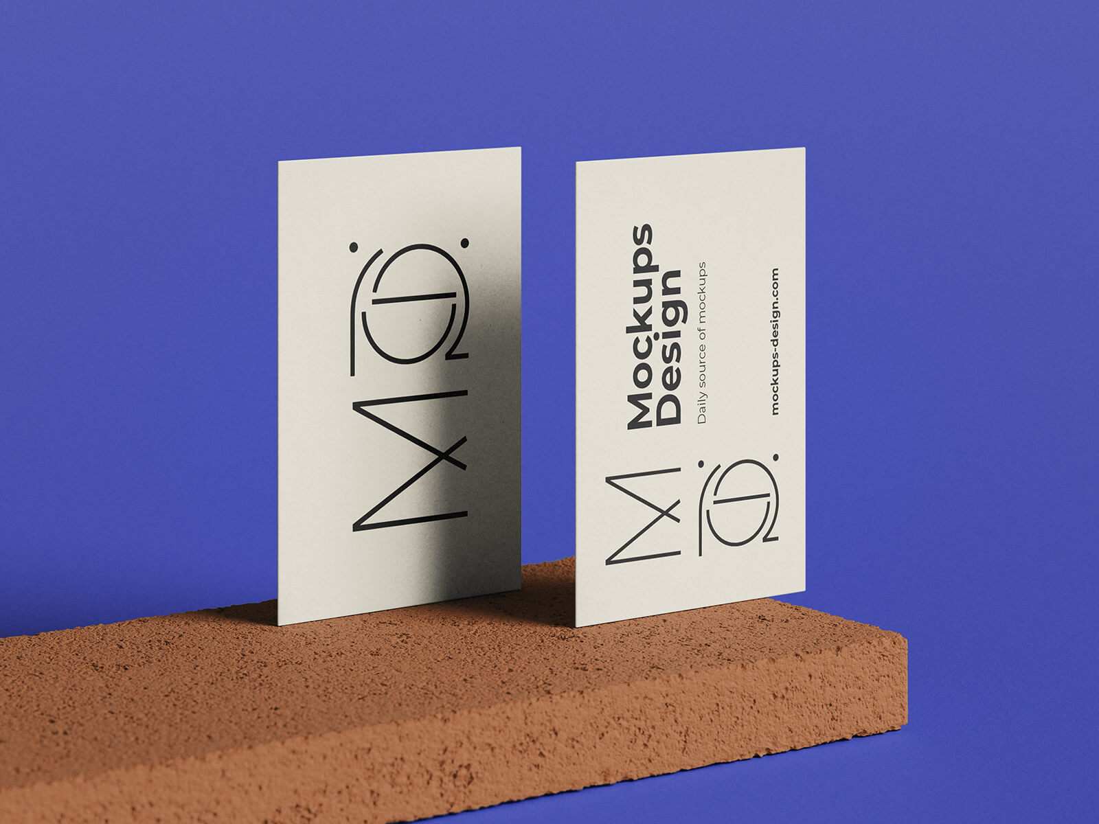 Free Minimalistic Business Card Mockup PSD