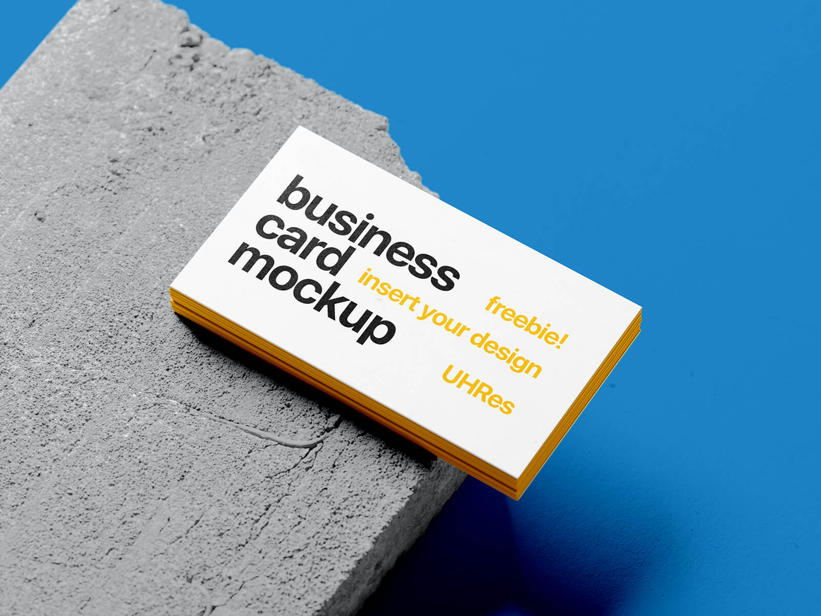Free Edge Printed Business Card Mockup PSD