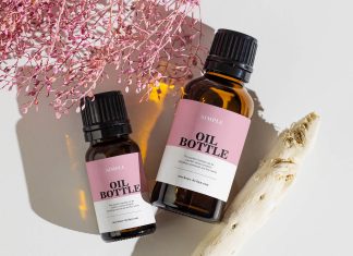 Free Small Amber Essential Oil Bottles Mockup PSD