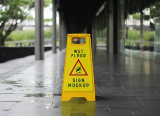 Free Slippery / Wet Floor Display Sign Mockup PSD