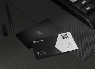 Free UHR Front & Back Business Card Mockup PSD