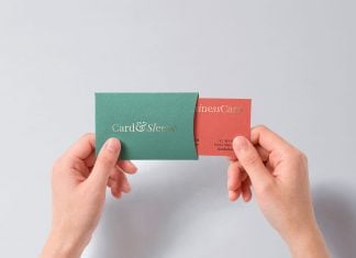 Free Hand-Holding Business Card with Sliding Sleeve Mockup PSD