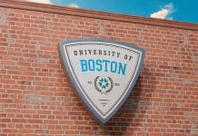 Free Triangular Mounted Sign Logo Mockup PSD + Blender File Free Triangular Mounted Premium Sign Logo Mockup PSD